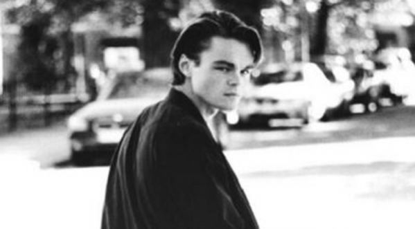 Leonardo DiCaprio, en mode années 90, un fantasme ? Plus maintenant, on a retrouvé son sosie suédois !