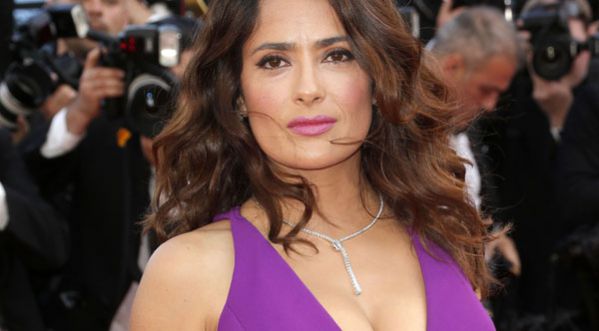 Salma Hayek : Y’a du monde au balcon !