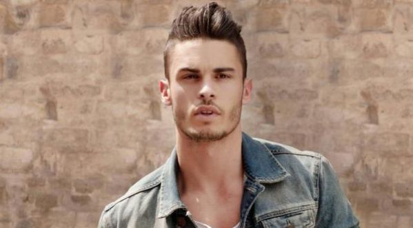 Baptiste Giabiconi fait monter la température sur Instagram !