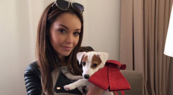 Pita, le nouveau chien star de Nabilla !