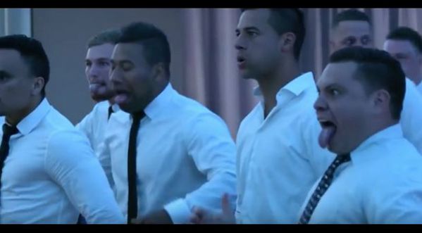 Haka pendant un mariage néo-zélandais !