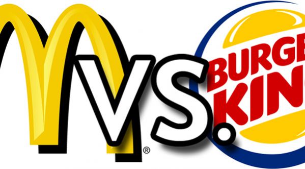 McDonald’s trolle Burger King à travers un panneau directionnel !