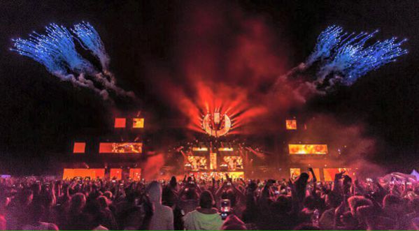 Ultra Music Festival 2016, Acte 1 : Afrique du Sud!