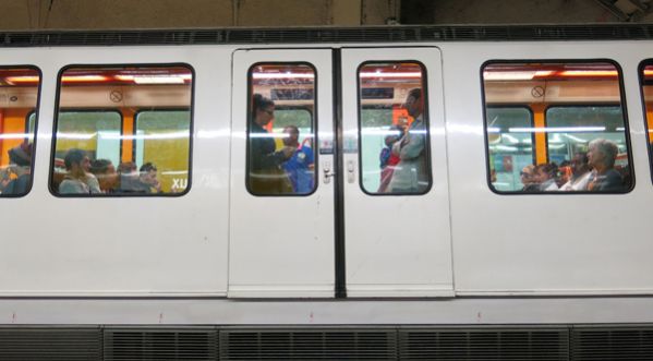 Comment calmer un nerveux dans le metro ?