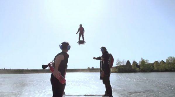 Flyboard Air : L’hoverboard qui vous envoie en l’air !