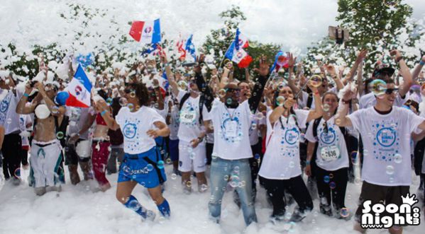 Découvrez les photos de la course BUBBLE DAY à Paris !