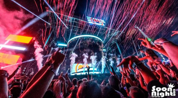 Retour en images sur l’ElectroBeach Music Festival !