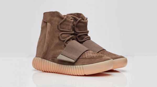 Des Yeezy Boost 750 signé Kanye West vont être vendues aux enchères pour aider Haïti !