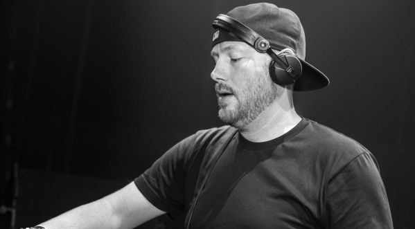 Eric Prydz a annoncé une série de surprises pour le réveillon du Nouvel An