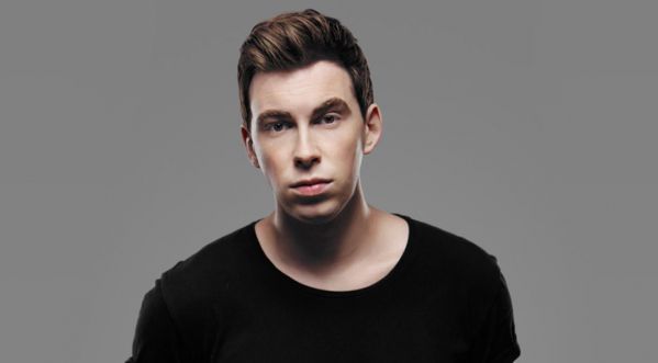 Hardwell a remporté le prix du meilleur DJ international devant Carl Cox mais ce dernier s’est fait hué par le public