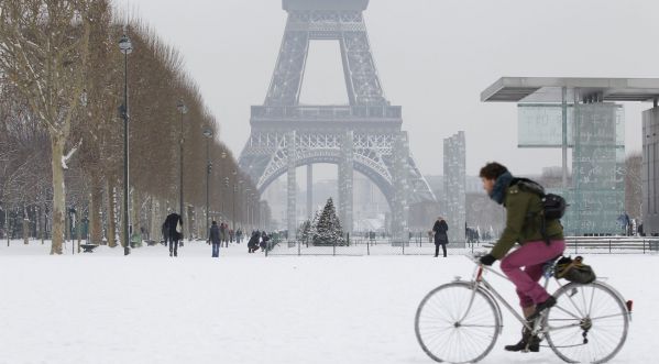 La France enneigée, la risée des Québécois …