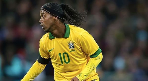 Ronaldinho : Mariage à trois ?