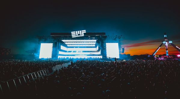 Electrobeach : le Rex club investit la scène Techno