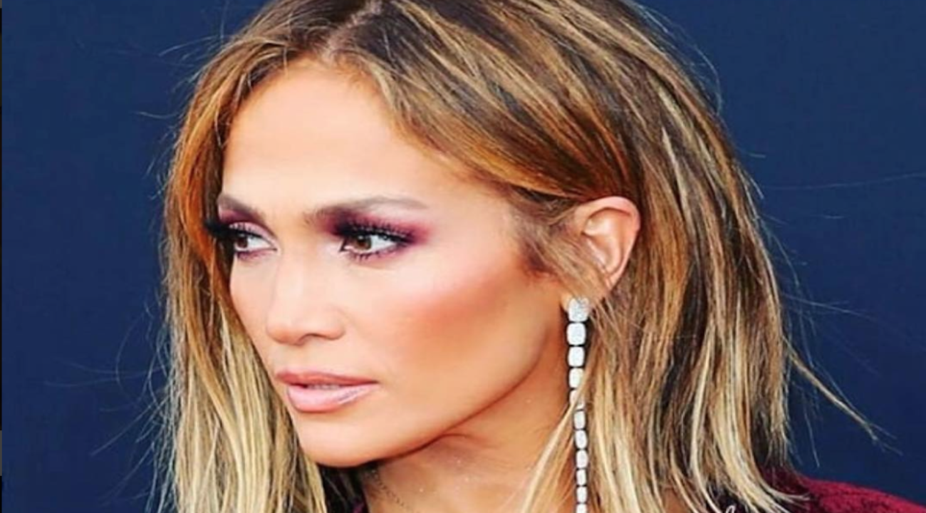 Quand Jennifer Lopez donne des conseils pour draguer sur Tinder…