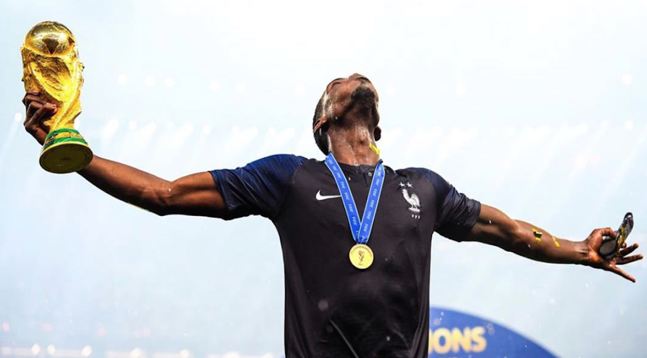 Le maillot des bleus avec la deuxième étoile pas disponible avant mi-août !