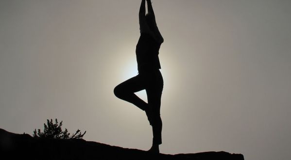 Mieux dormir grâce au yoga