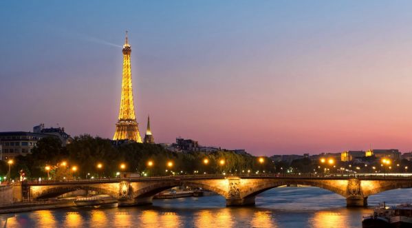 Et pourquoi pas une croisière pour le Réveillon du Nouvel An à Paris ?