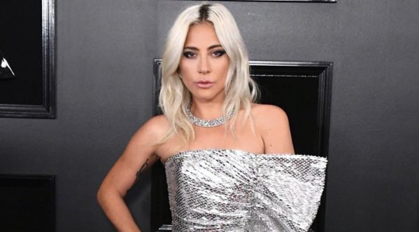 Lady Gaga & A Star Is Born : L’artiste reprend un de ses titres sur le tournage ! (Vidéo)