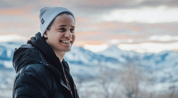 Kygo : L’artiste dévoile son nouveau clip avec Dylan Sprouse !