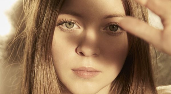 Jade Bird : Découvrez le single I Get No Joy, tiré de son premier album !