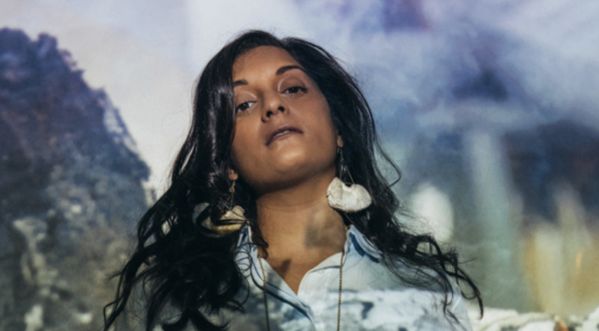 Maya Kamaty : Découvrez le clip de son titre Dark River !