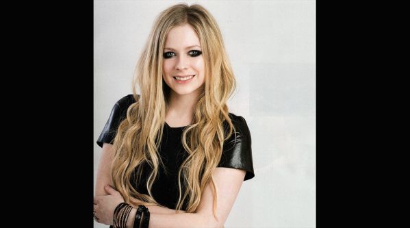 Avril Lavigne : L’artiste repart enfin en tournée !