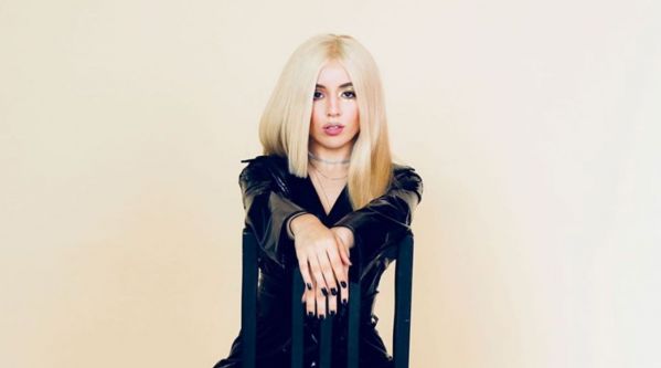 Ava Max : L’artiste révèle deux nouveaux titres !
