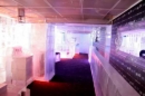 Exclu : le nouveau bar de glace GREY GOOSE au KUBE HOTEL (vid?o)