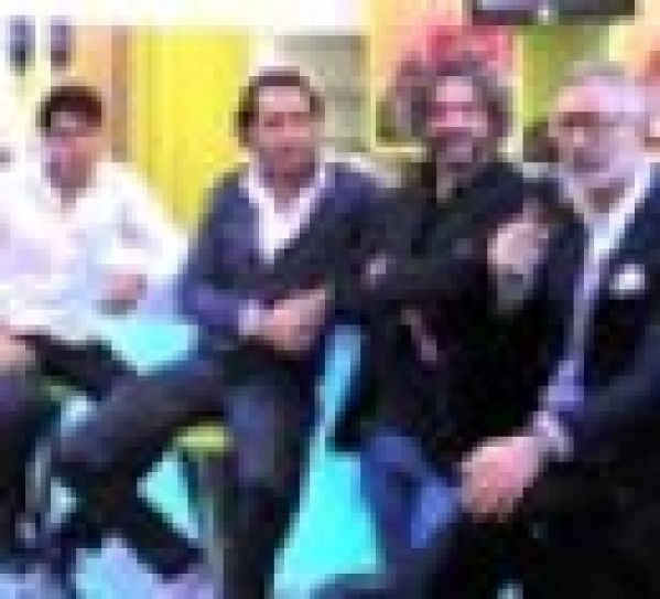 Conf?rence Bar Lounge Equiphotel : les r?seaux sociaux