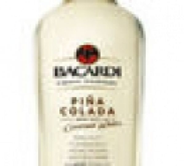 Avec Bacardi Pina Colada, c’est vous le barman!