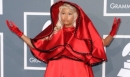 Nicki Minaj se la joue none aux Grammy Awards 2012 !