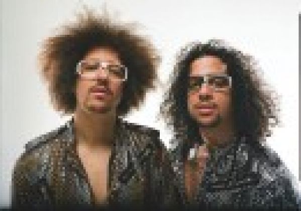 Le Live déjanté de LMFAO !