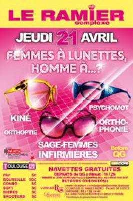 Femmes à Lunettes, Homme à …