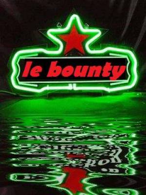 Crazy Clubbing for Le Bounty by Night