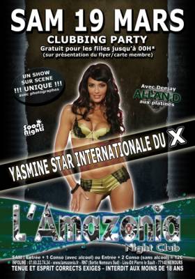 Yasmine Star Internationale du X Spécial Show sur scène