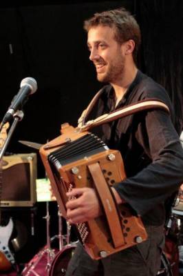 APERO MUSICAL AVEC FABIEN VILLETTE