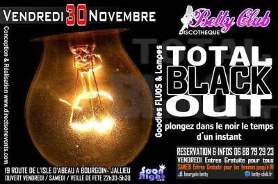 SOIREE TOTAL BLACK OUT