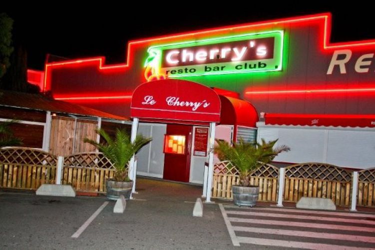 Cherry’s By Night