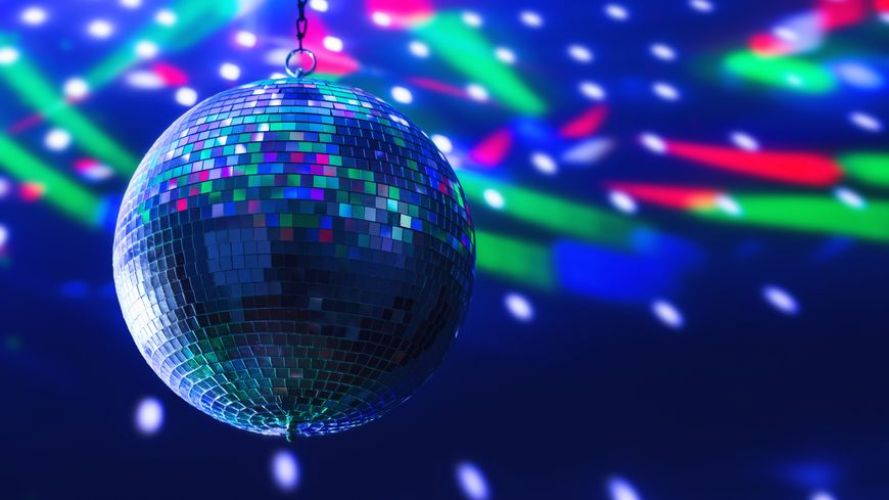 Vendredis: la soiree des 30 ans et +….
