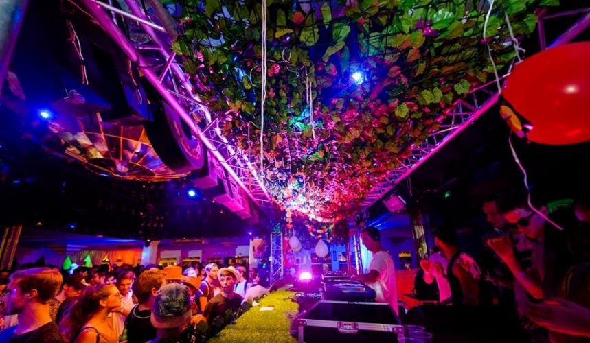 Vendredis: la soirée des 30 ans et +….