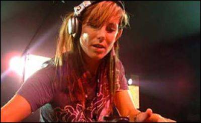 Superstar DJ Lottie