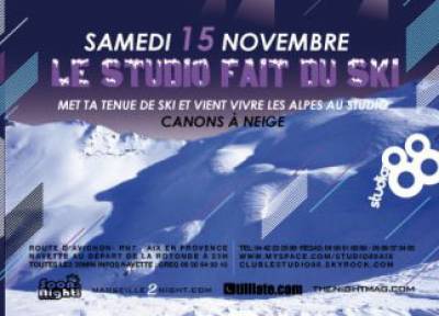 Le studio fait du ski