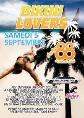 BIKINI LOVERS
