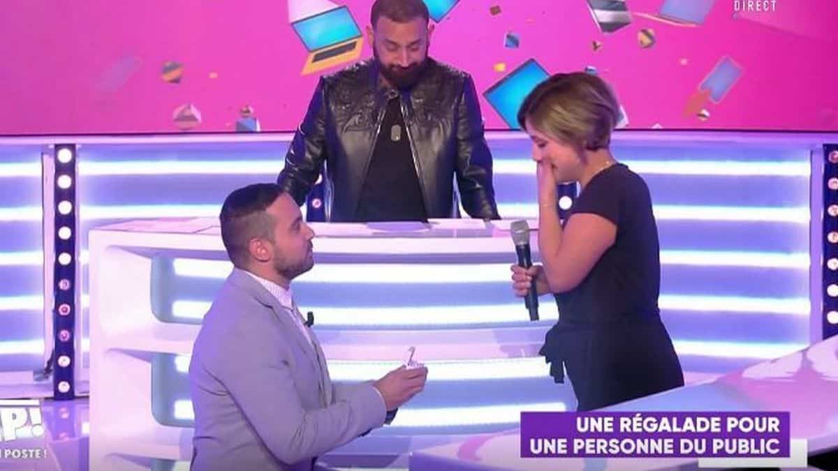 TPMP organise l'incroyable demande en mariage d'un invité en plein direct !