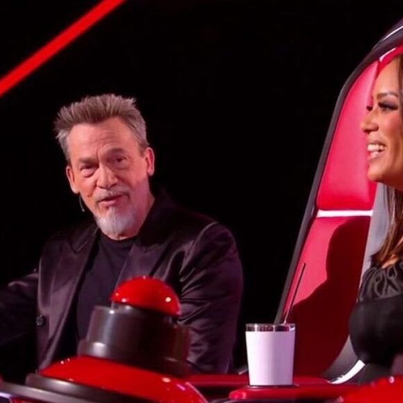 Amel Bent son hommage touchant à Florent Pagny dans The Voice va vous donner les larmes aux yeux !