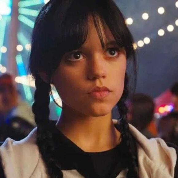 Jenna Ortega pousse un coup de gueule sur le tournage de Mercredi !