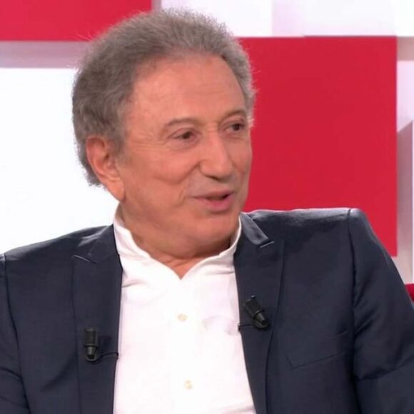 Michel Drucker son état de santé inquiète beaucoup et son retour dans Vivement Dimanche retardé