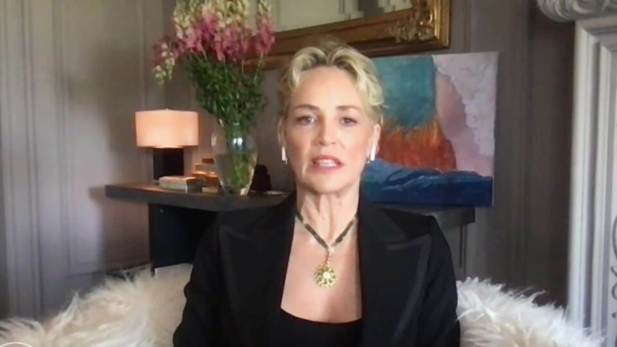 Sharon Stone perd des milliards de dollars à cause de sa banque !