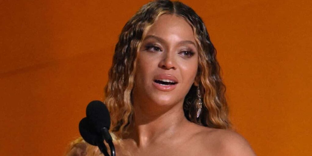 Beyoncé fait un truc fou à un couple de fans durant un concert !