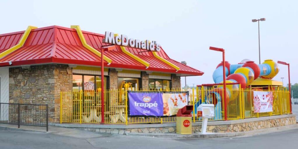 McDonald's va rendre nostalgique ses clients avec un jeu pour la Game Boy !